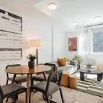 The Boylston Hotel Capitol Hill, Sonder