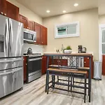 Central Urban Comfort Home