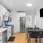 The Cloudbreak Townhome - 88 Walkscore!