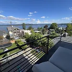 Paradise Perch - Luxury 4000 Sqft House, Amazing Views And Location
