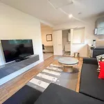 Private Guesthouse North Sandpoint