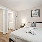 Judkins Retreat Private Rooms - Close To Downtown