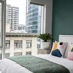 Domicile Suites At Helios