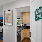 Seattle Vacation Home: Thomas Lodge Vermont