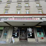 American Hotel Hostel