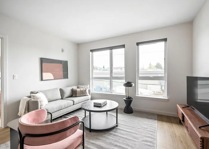 Ballard 1Br W Bbq Lounge Wd Onsite Retail Sea-323