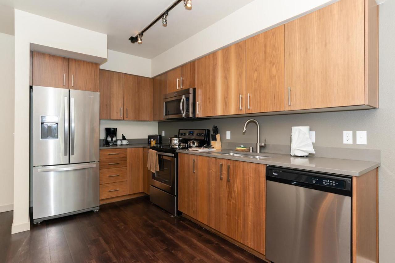 Capitol Hill Exclusive Luxury Apartment