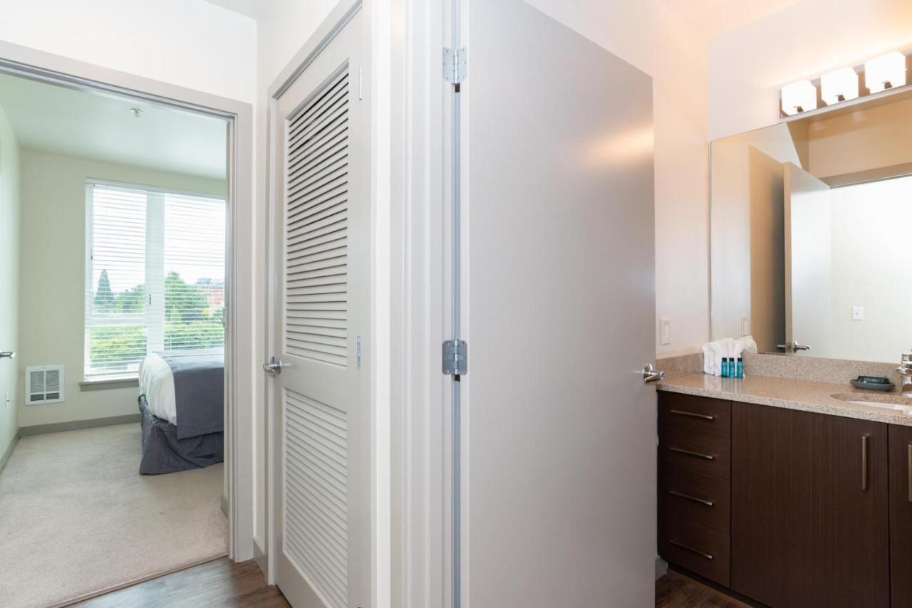 Capitol Hill Exclusive Luxury Apartment Seattle