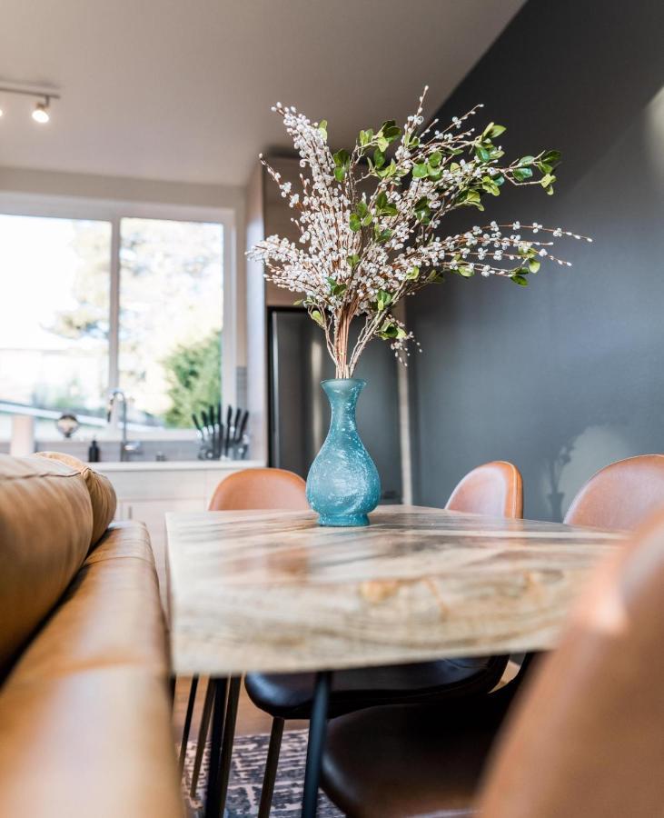 Sky Lux 1 - Modern Elegance In Downtown Holiday home *