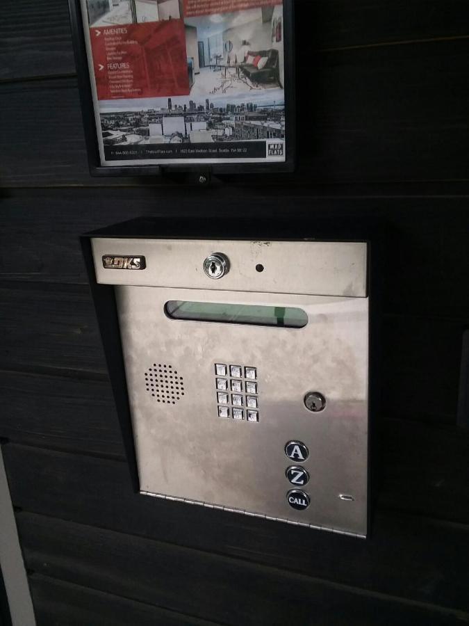 Studio Apartment Seattle