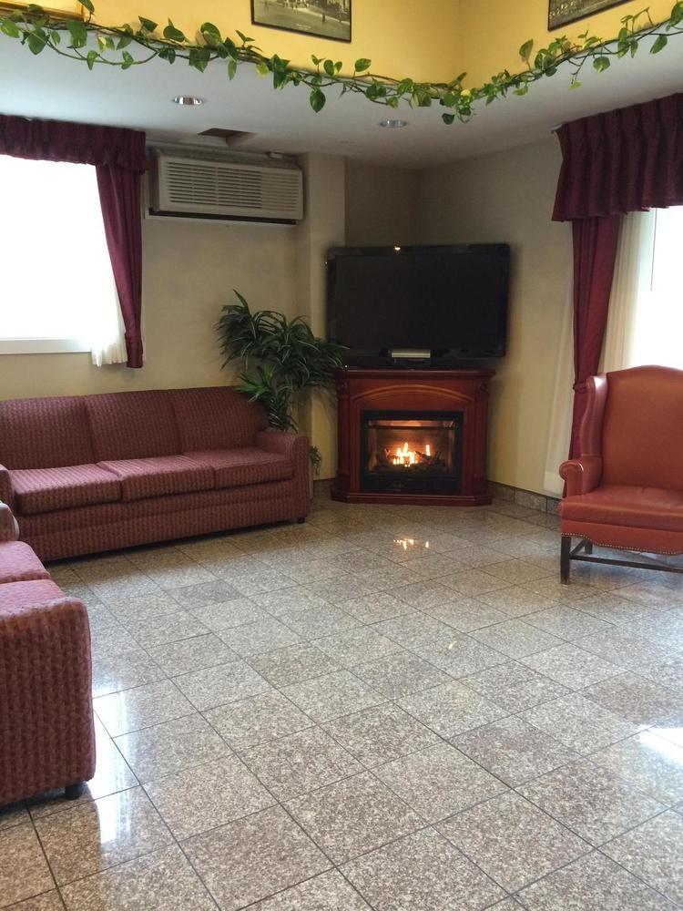 Pacific Hotel 2*