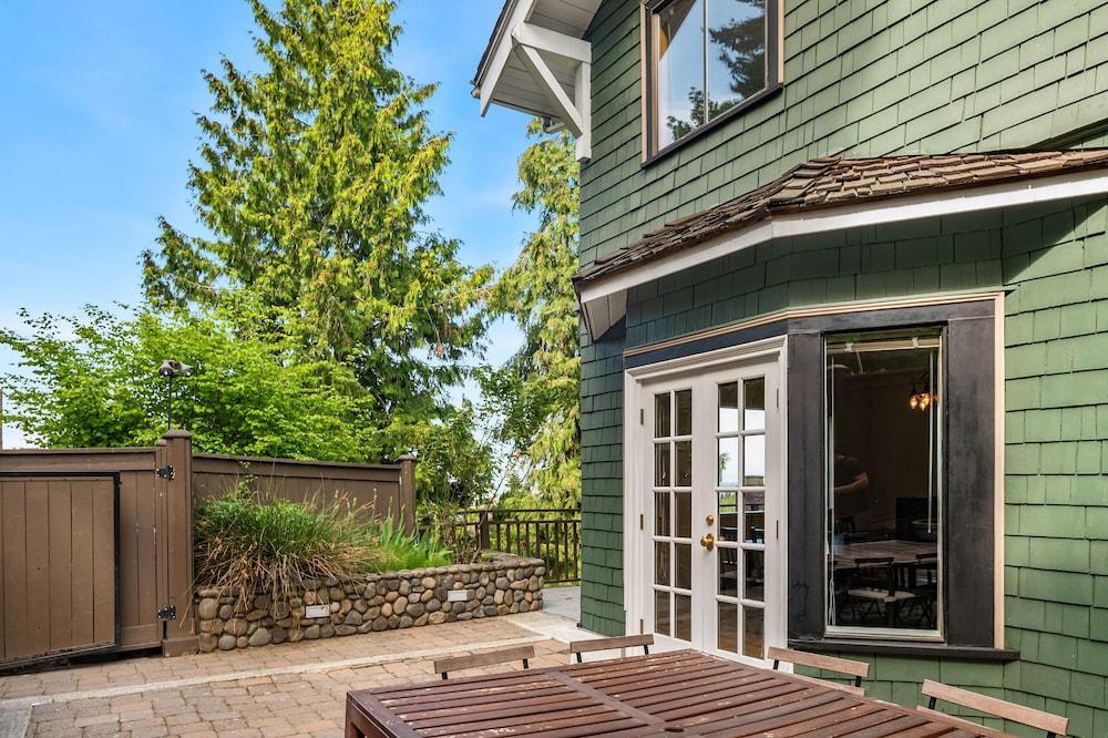 Holiday home The Tuscan Seattle
