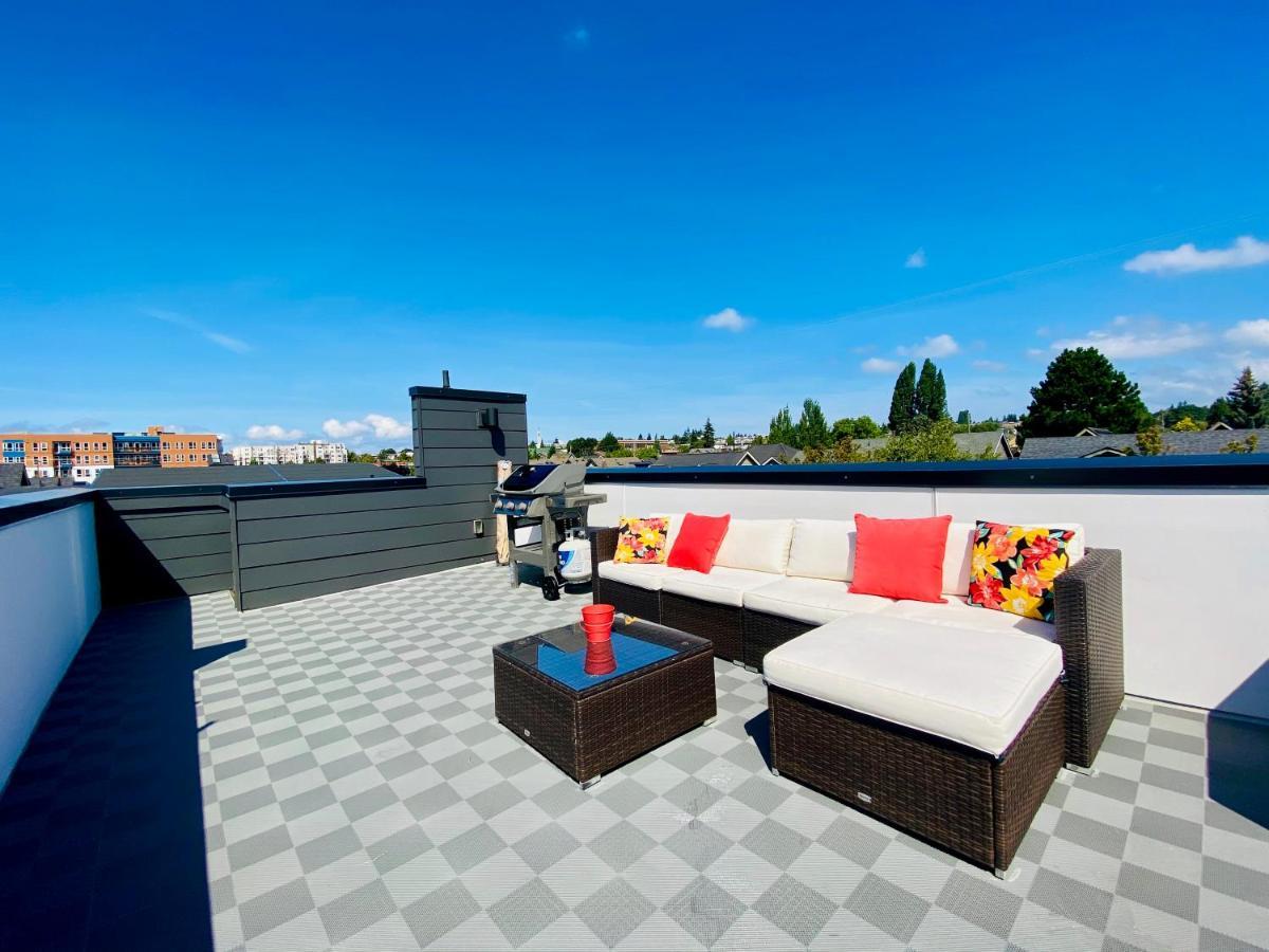 Modern Ballard Townhouse - 92 Walkscore & Rooftop! * Seattle
