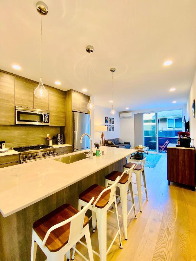 Apartment Modern Ballard Townhouse - 92 Walkscore & Rooftop!