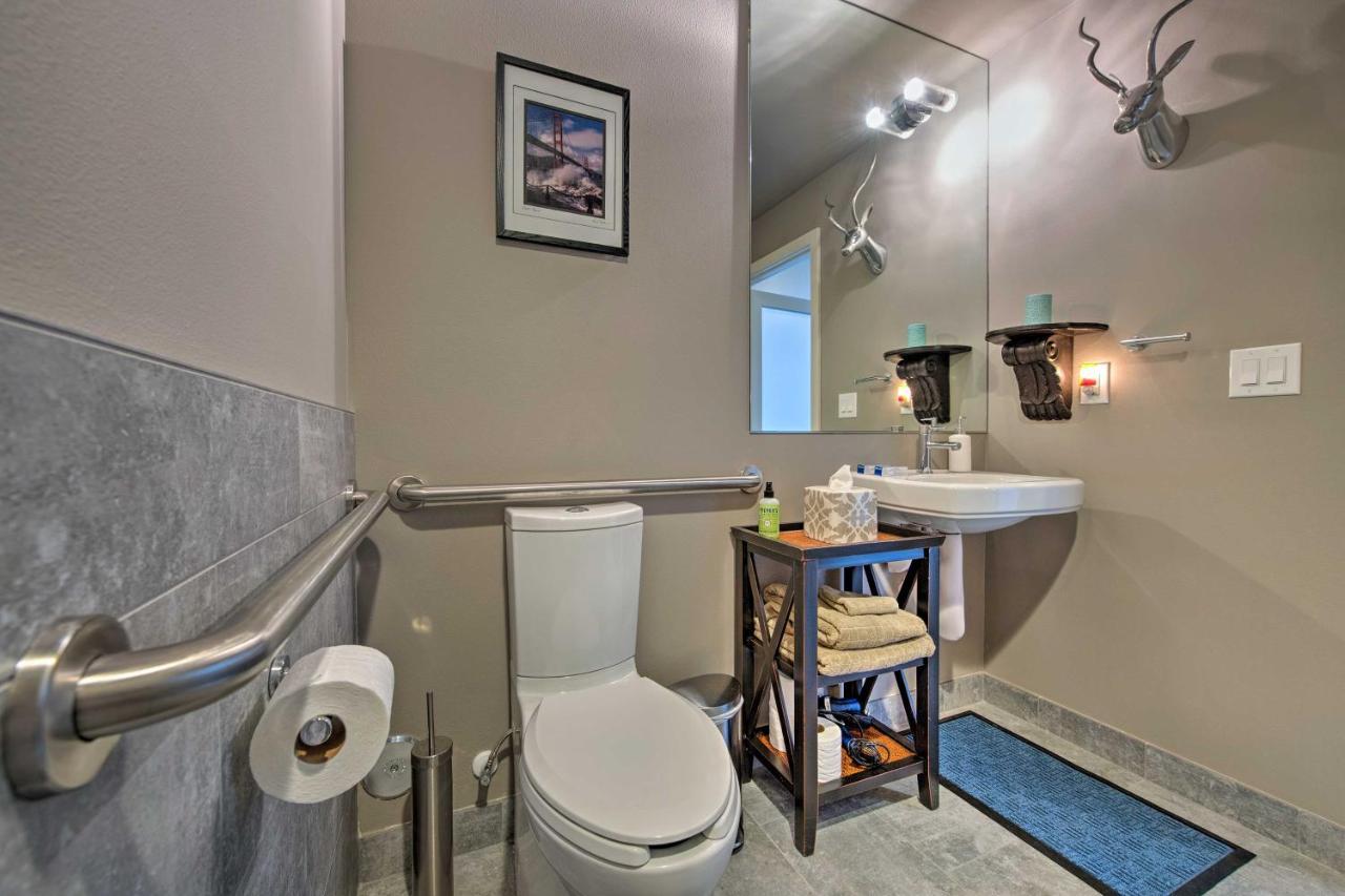 Sleek 5 Min To Downtown Ballard!