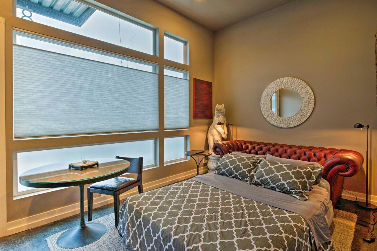 Sleek 5 Min To Downtown Ballard! * Seattle