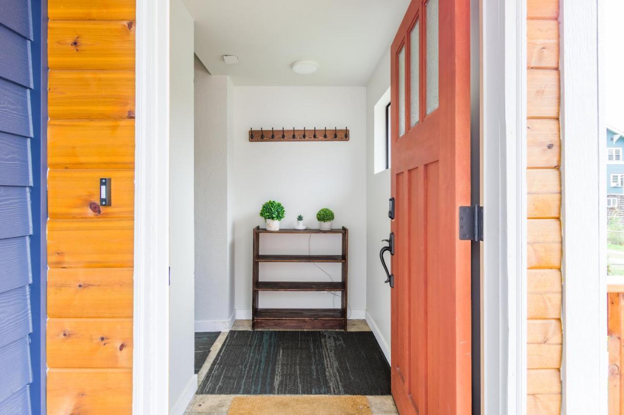 Apartment Fresh Floor W/ Balcony Seattle