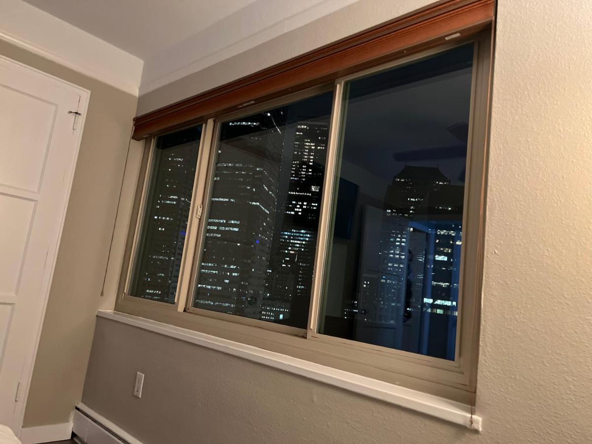 Apartment 2 Bedroom Penthouse Downtown