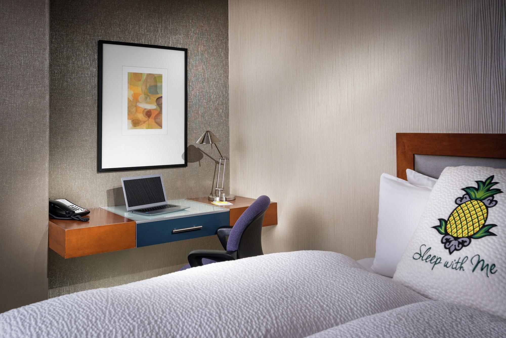 Staypineapple, Watertown Hotel, District Hotel Seattle