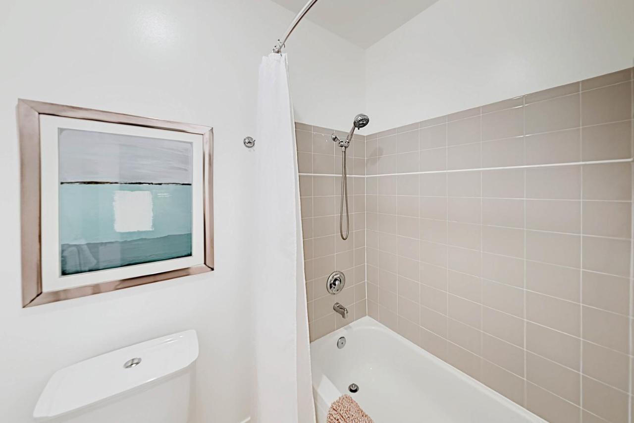 Apartment Belltown Court Iii *