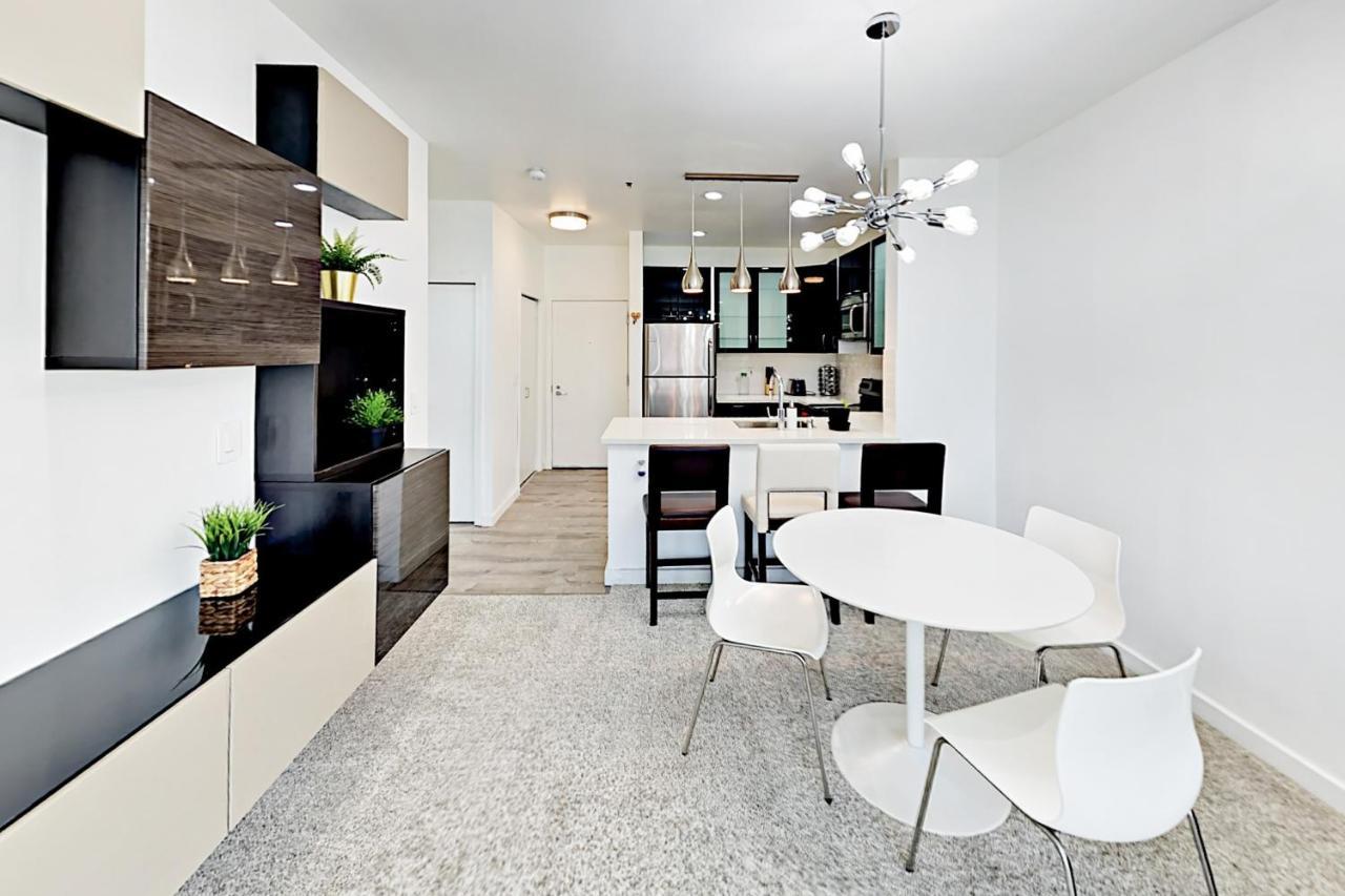 Belltown Court South Apartment