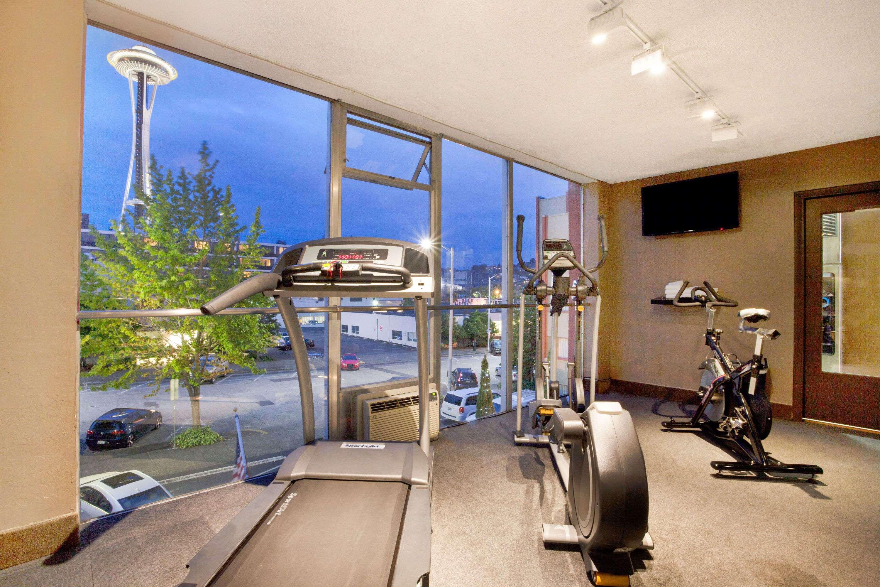 Travelodge By Wyndham By The Space Needle 2*