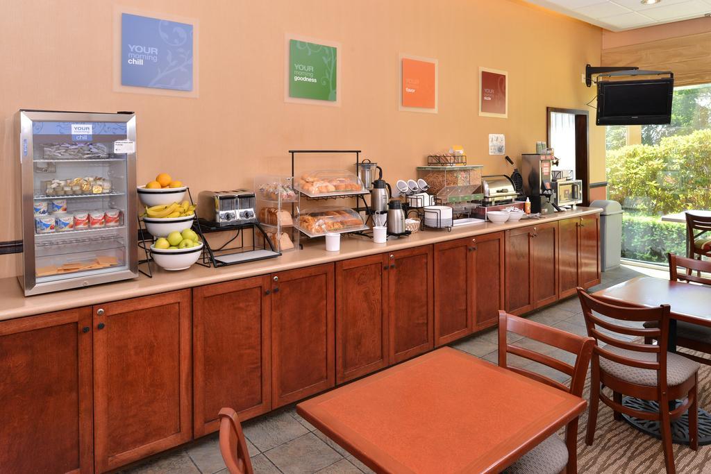 Hotel Comfort & North Seattle