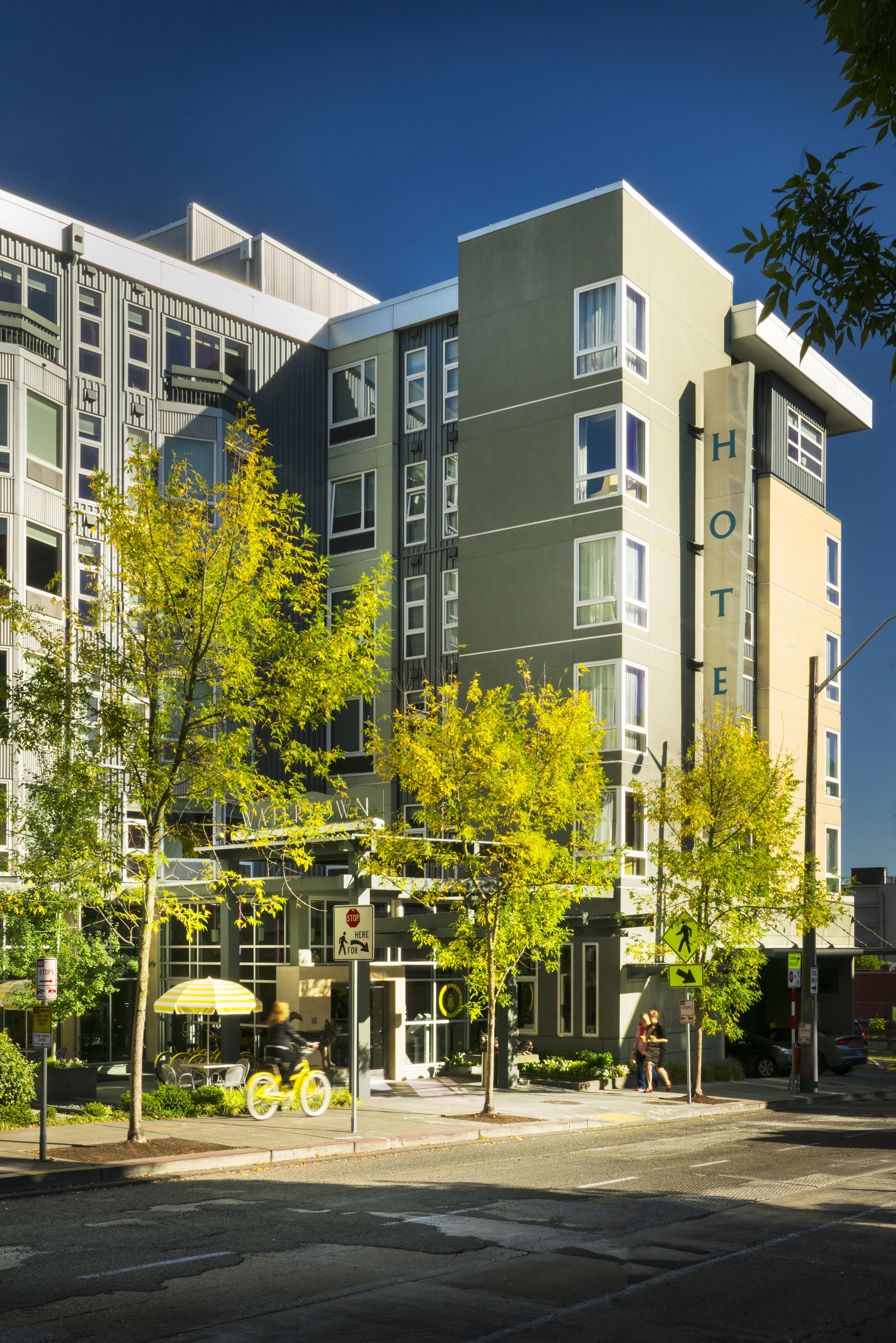 Staypineapple, Watertown Hotel, District Hotel
