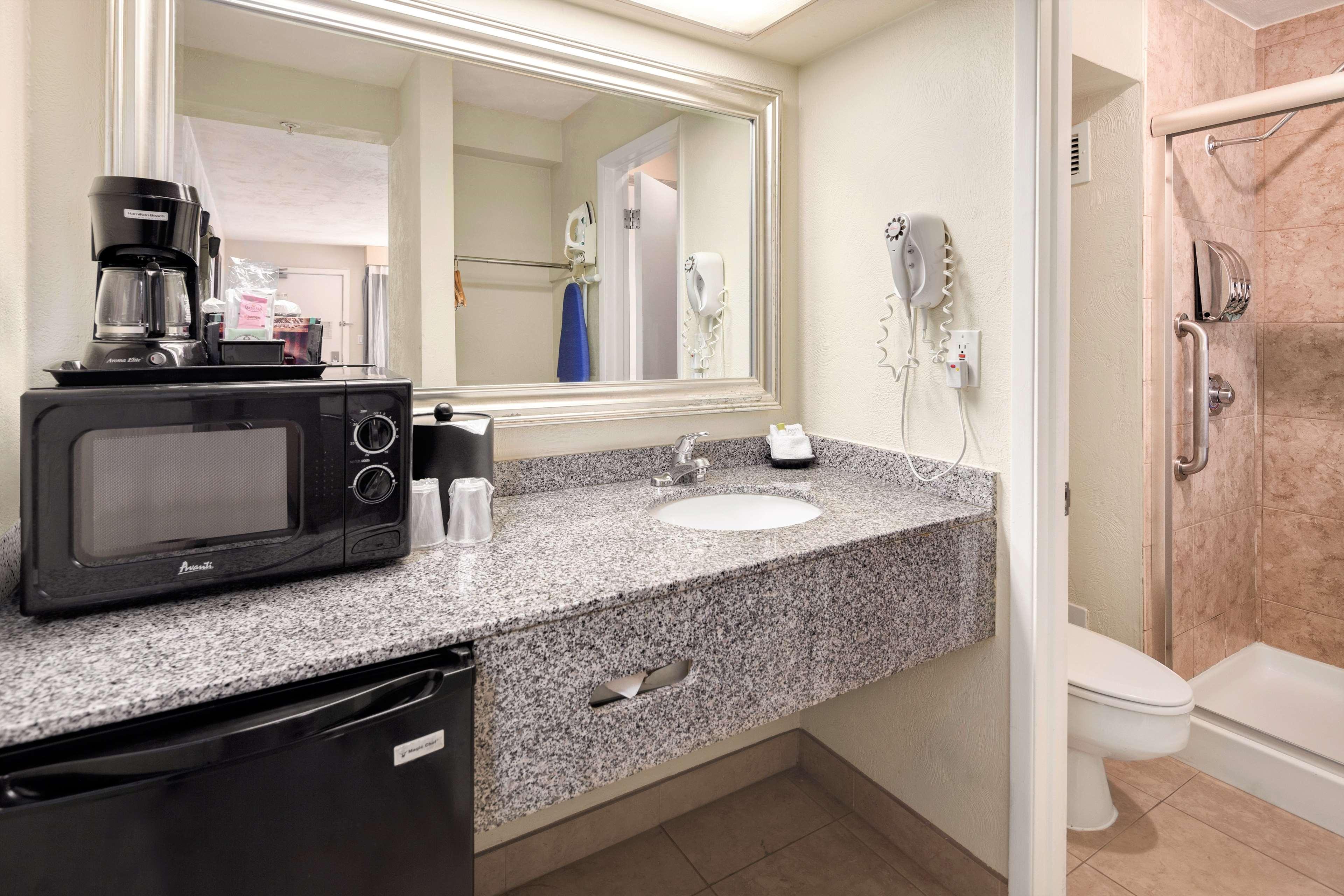 Hotel Nexus; Bw Signature Collection Seattle