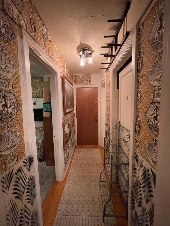 Historic Cap Hill Apartment With Space Needle Views Apartment *