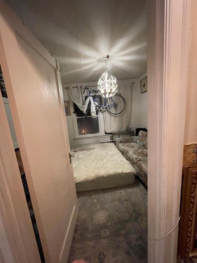 Apartment Historic Cap Hill Apartment With Space Needle Views *