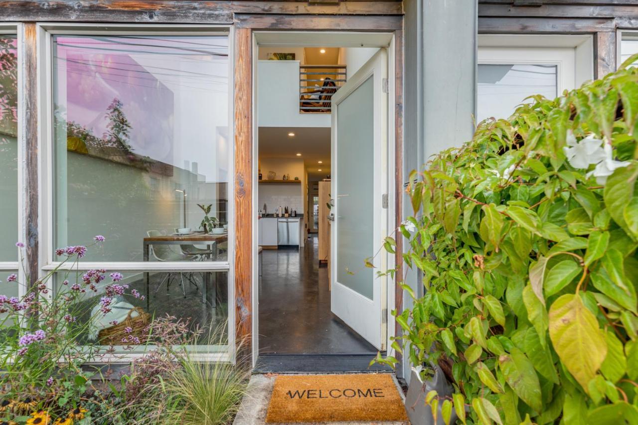 2br 2ba The Ballard Modish, Location With Rooftop View