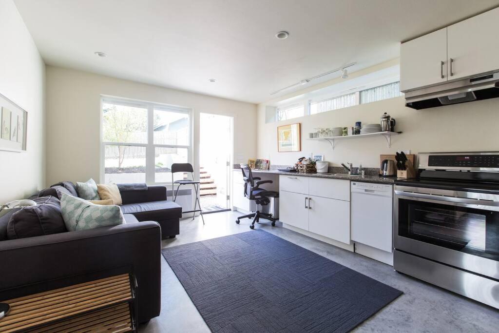 Leed Platinum Getaway Apartment *