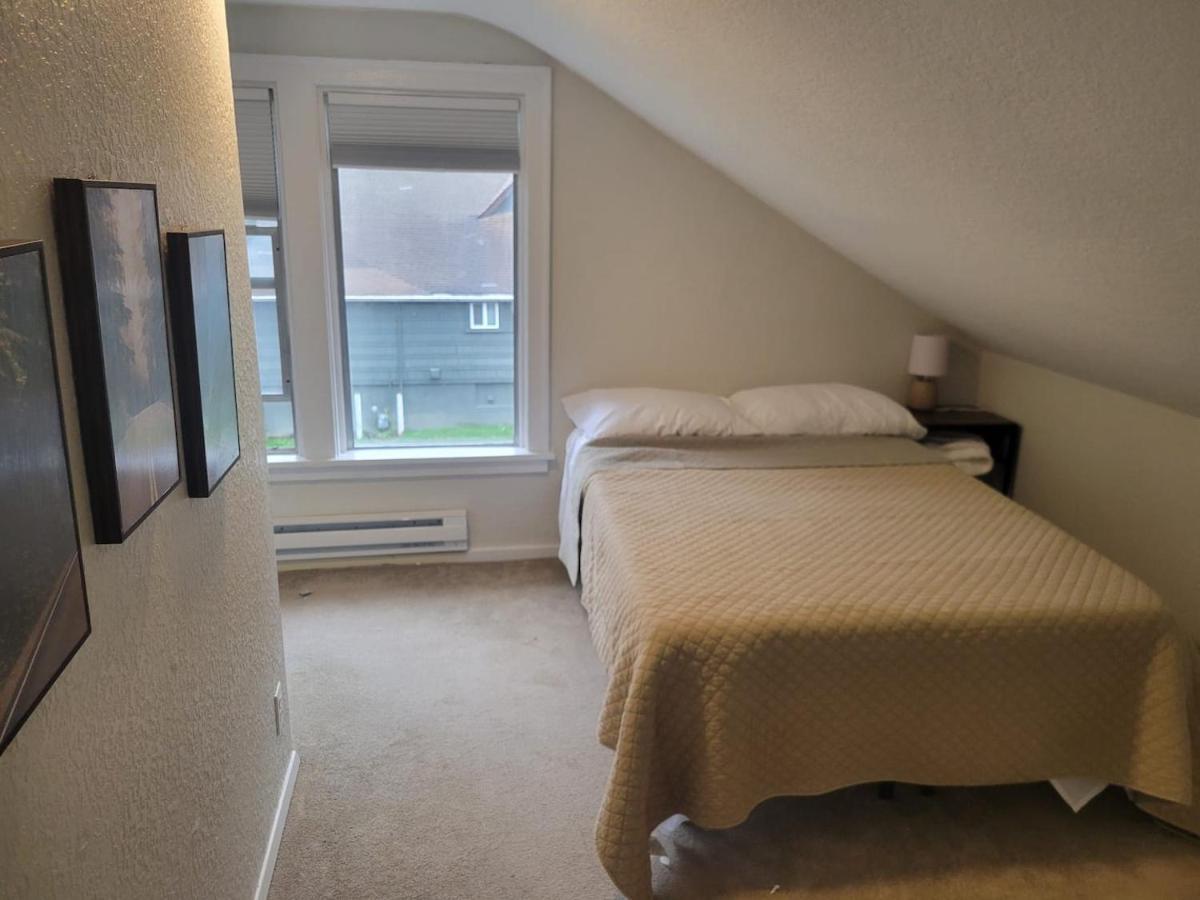 Apartment Fresh Floor W/ Balcony Seattle