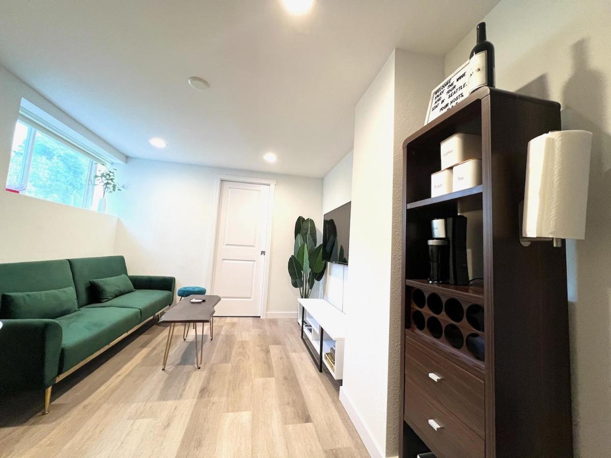 Perfect Workation Spot, Fast Wi-fi, Fully Stocked Apartment *
