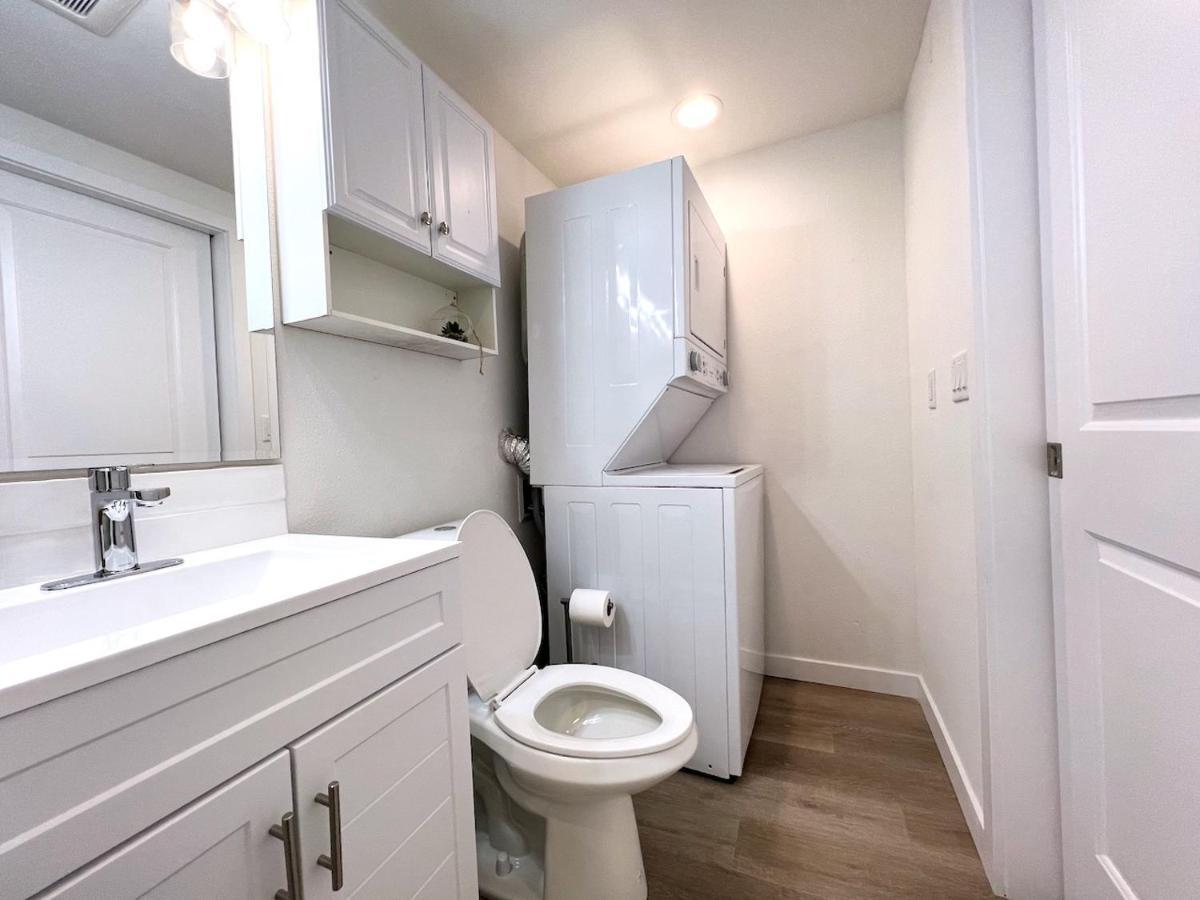 Apartment Perfect Workation Spot, Fast Wi-fi, Fully Stocked *