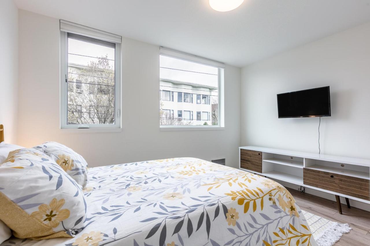 Apartment Sunflower House