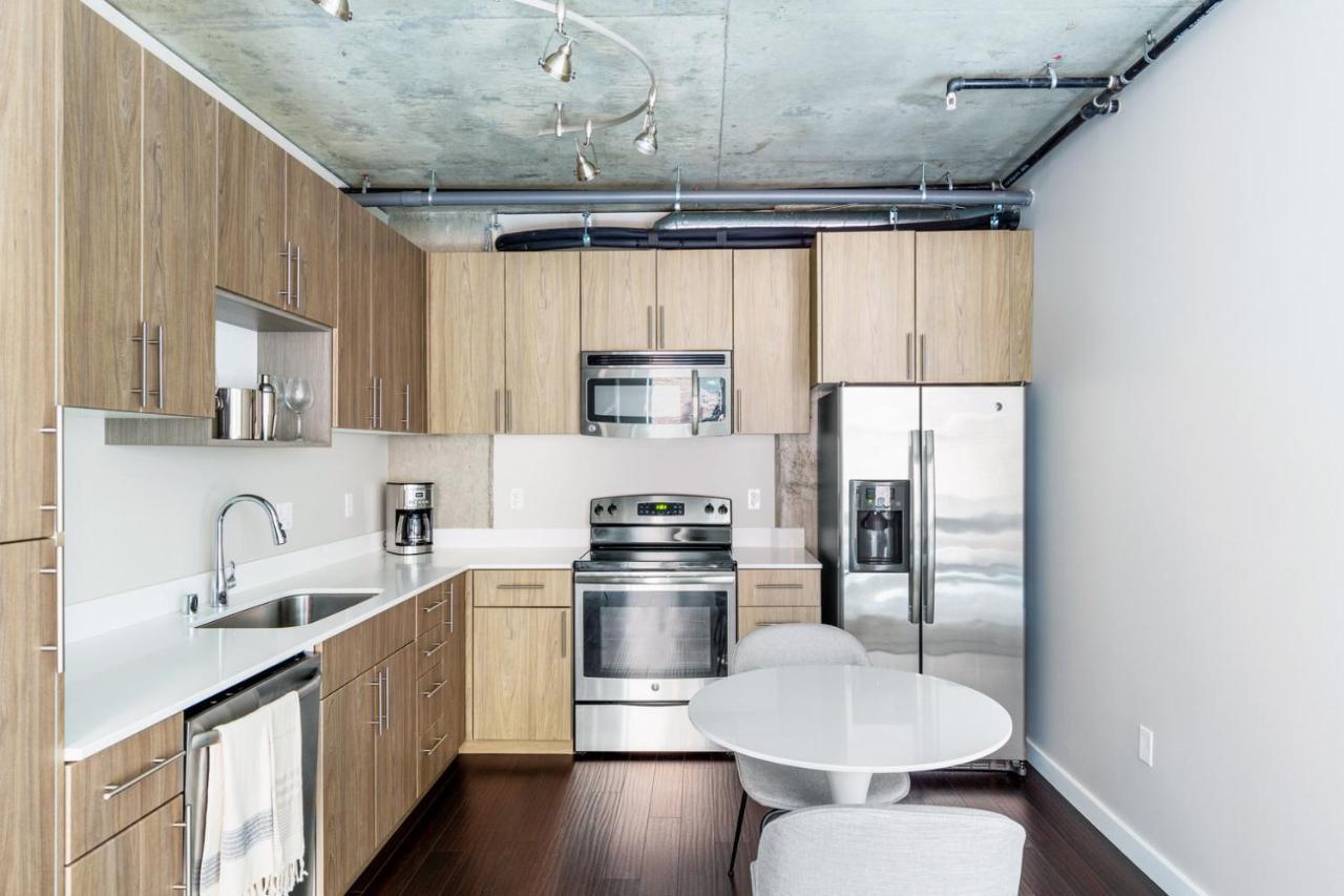 Downtown 1br W Gym Wd Walkable Location Sea-49 Apartment *