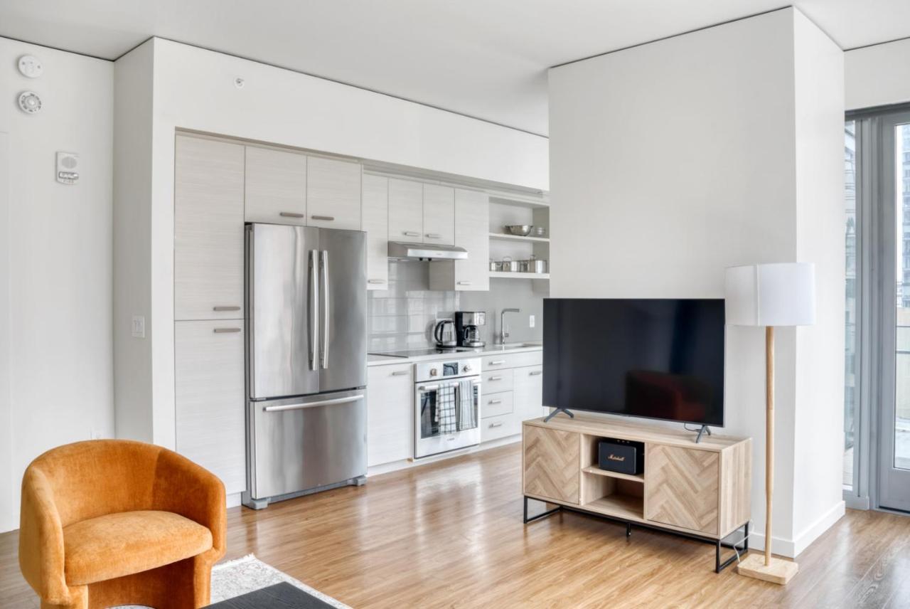 Downtown 2br W Gym Wd Bbq Nr Dining Shops Sea-406 Seattle