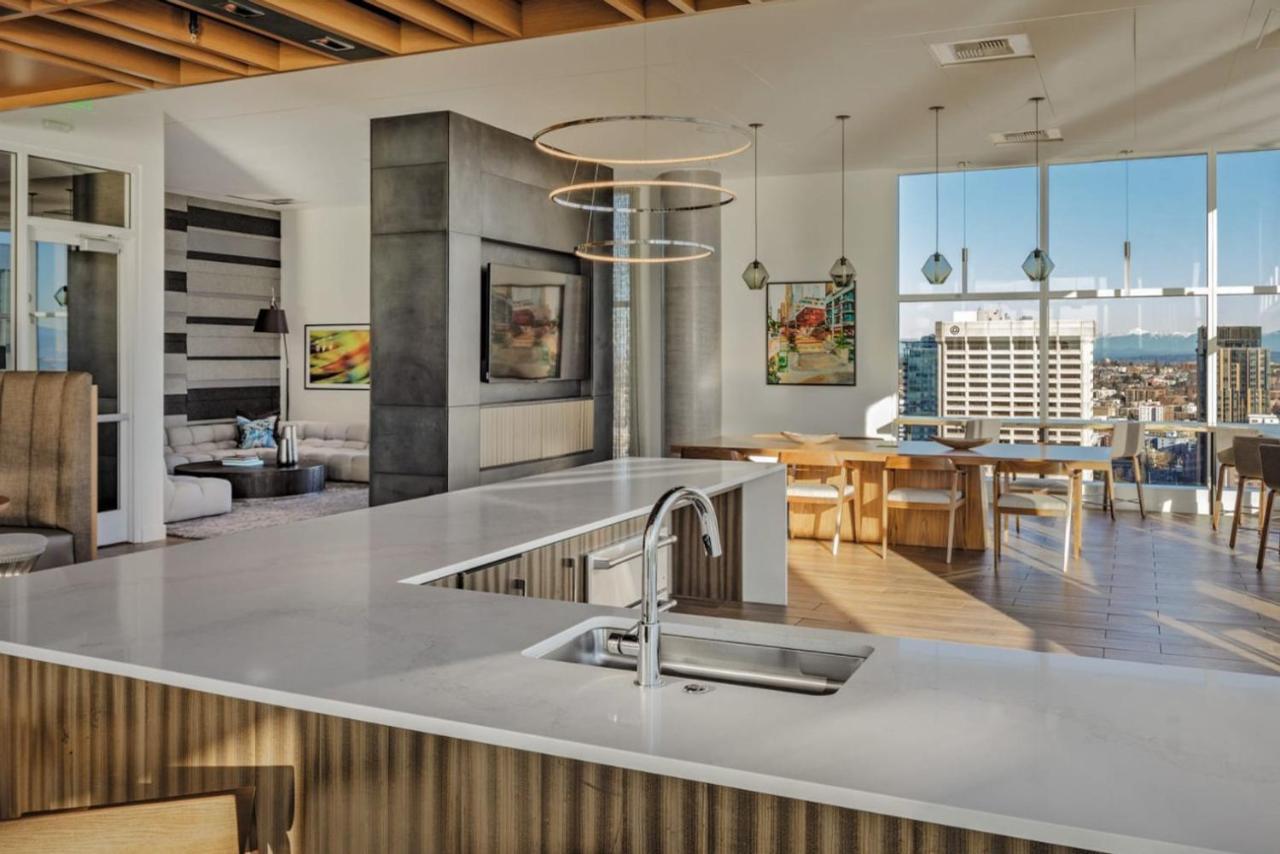 Downtown 1br W Gym Roof Wd Nr Pike Pl Mkt Sea-239 Apartment *