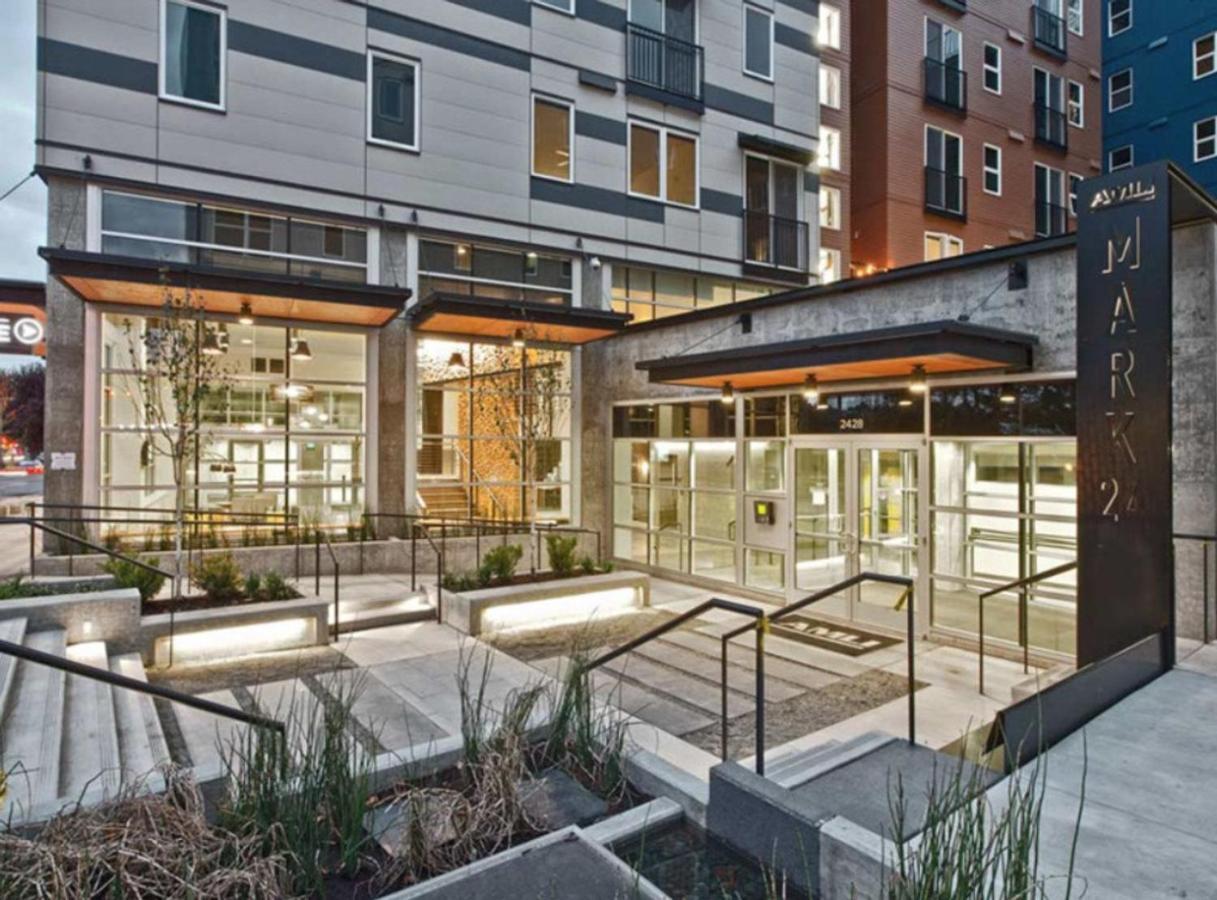 Ballard 2br W Gym Yoga Nr Farmers Mkt Sea-271 Apartment