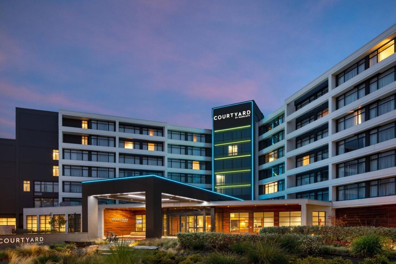 Courtyard Downtown/lake Union Hotel 3*
