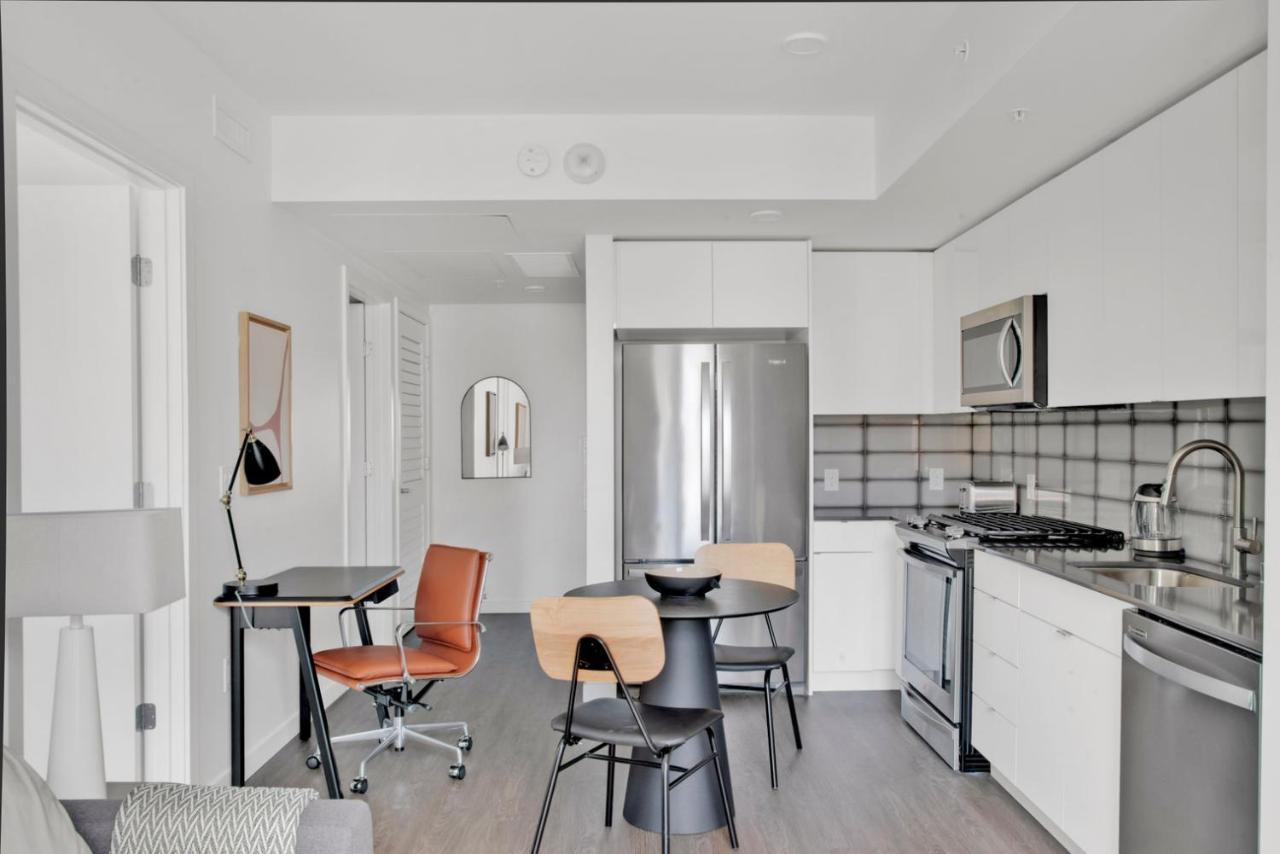 First Hill 1br W Gym Coworking Sea-451