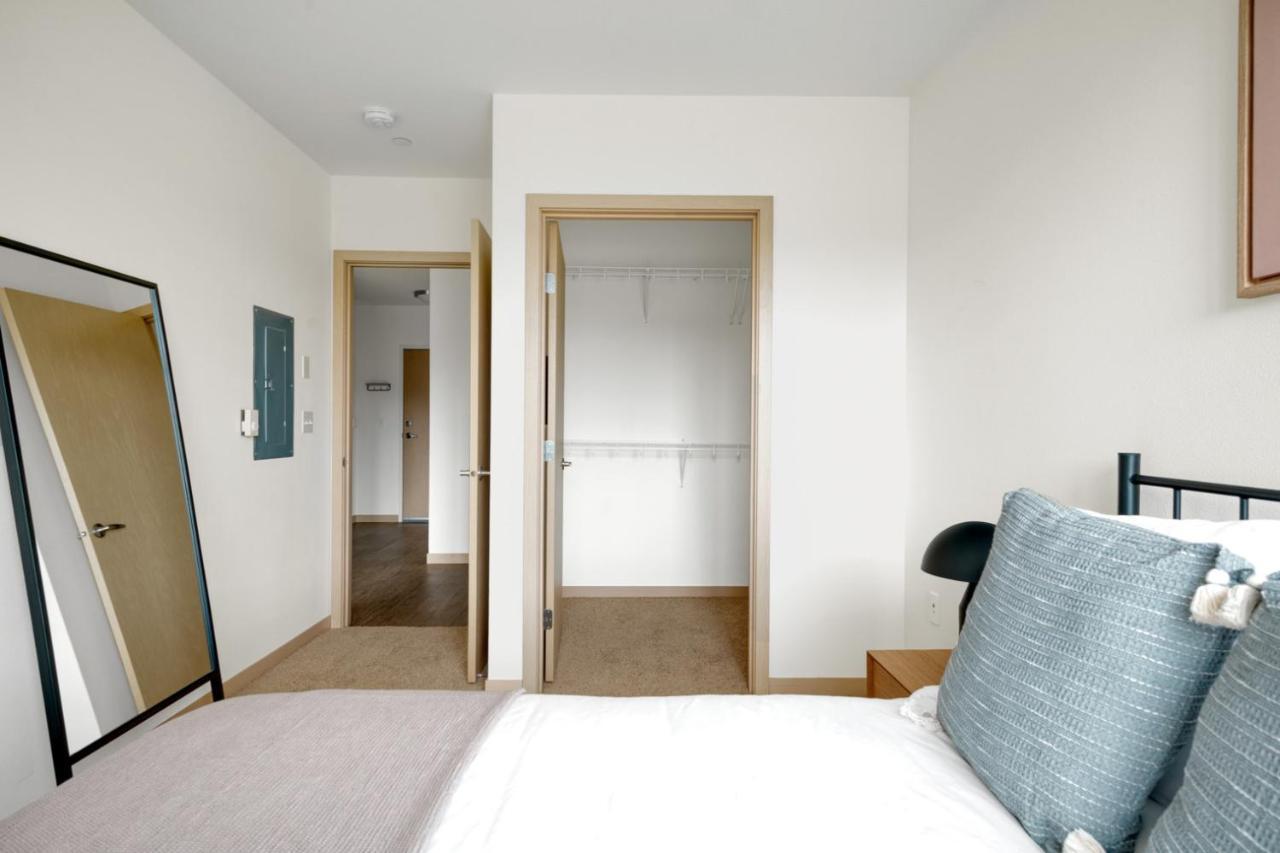 Wallingford 2br W Wd Roof Lounge Nr 99 I-5 Sea-311 Apartment Seattle