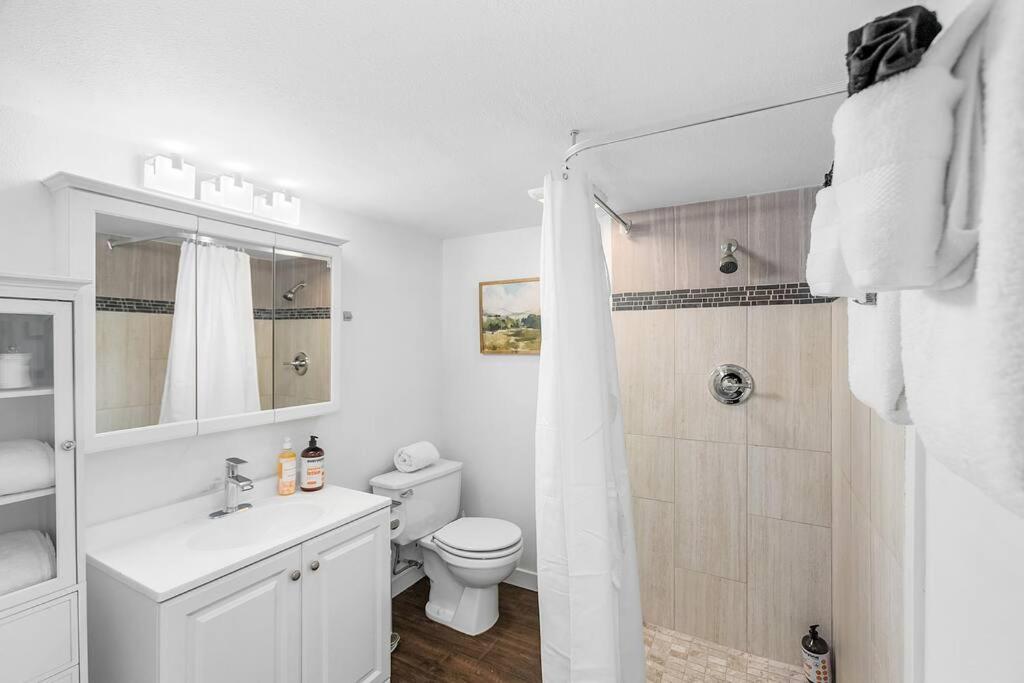 Apartment Lilac In Law, Picturesque Lower Unit *