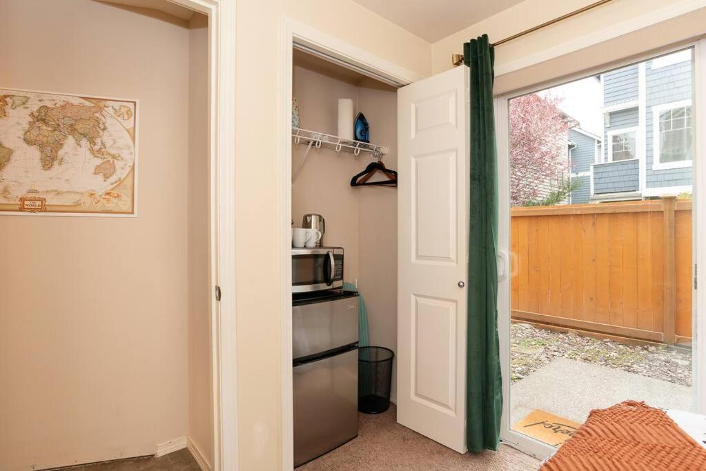 Snug Near Greenlake! * Seattle