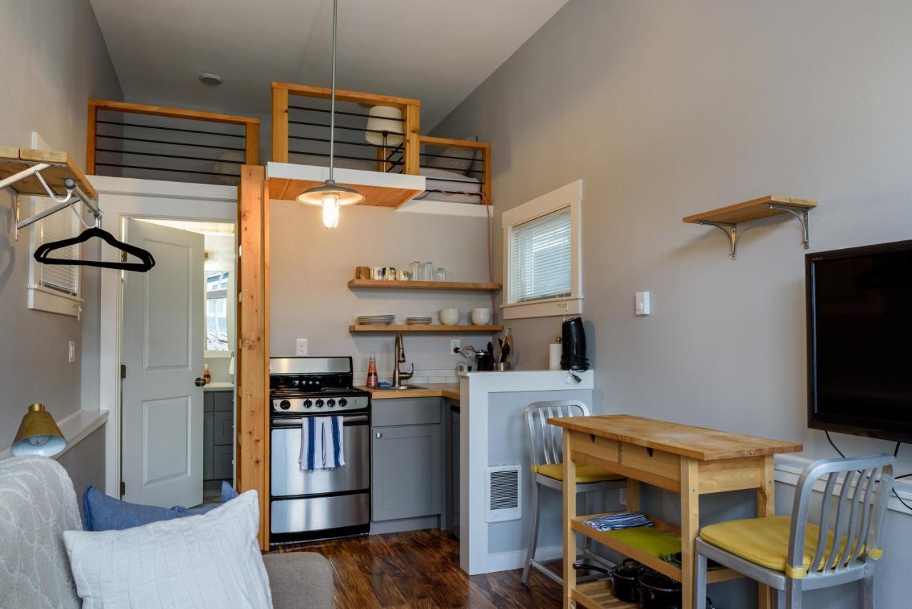 Kabino's Tiny House: Cozy Loft In Seattle