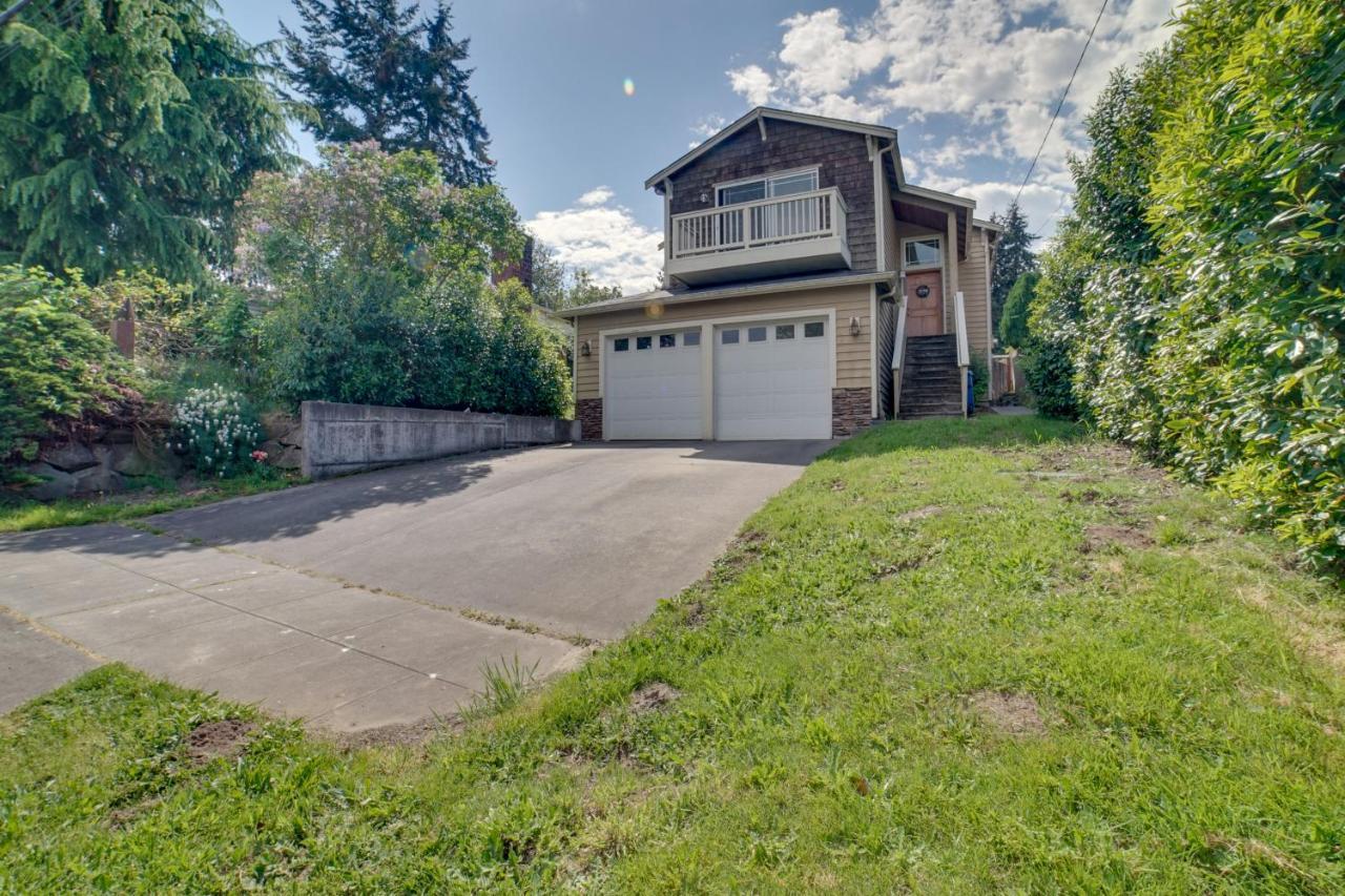 Airy About 7 Mi To Downtown! Apartment Seattle