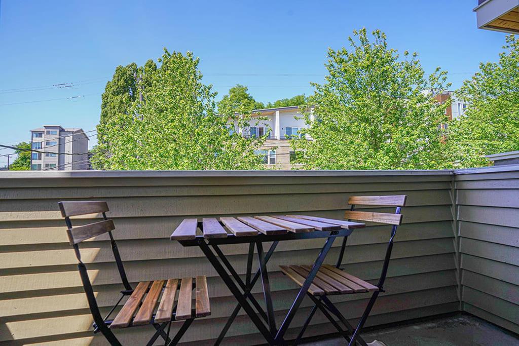 Holiday home Exquisite Townhome With Spacious Loft And Gourmet Kitchen