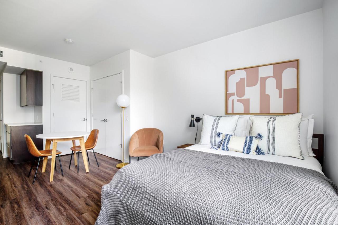 Apartment Belltown W Gym Wd Roof Lounge Nr Slu Sea-86 Seattle